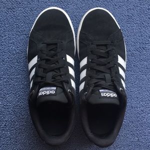 Men’s Adidas NEO cloudfoam sneakers, size 7.5